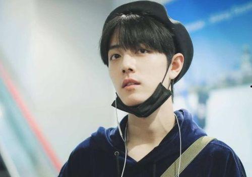 吃瓜娱乐黄明昊微博,揭秘娱乐圈幕后故事” 第3张 吃瓜娱乐黄明昊微博,揭秘娱乐圈幕后故事” 第3张