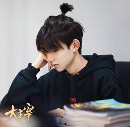 王源爆料王菲是哪一期视频,王菲现身哪一期视频引发热议