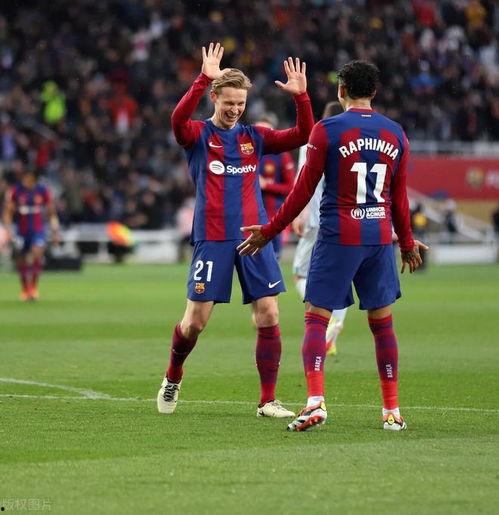 德容工资爆料事件视频,揭秘足坛薪酬之谜 第2张 德容工资爆料事件视频,揭秘足坛薪酬之谜 第2张