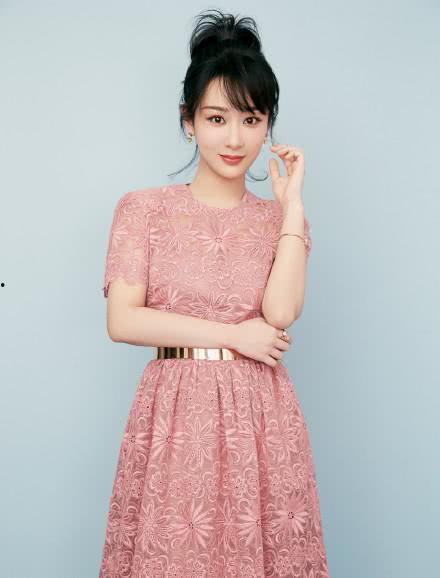 杨紫最新疫情爆料,关注疫情防控刻不容缓 第2张 杨紫最新疫情爆料,关注疫情防控刻不容缓 第2张