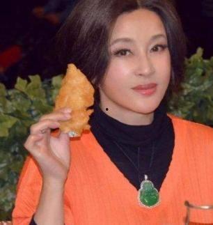 明星会吃娱乐圈的瓜吗,揭秘他们是否也吃“瓜”  第3张